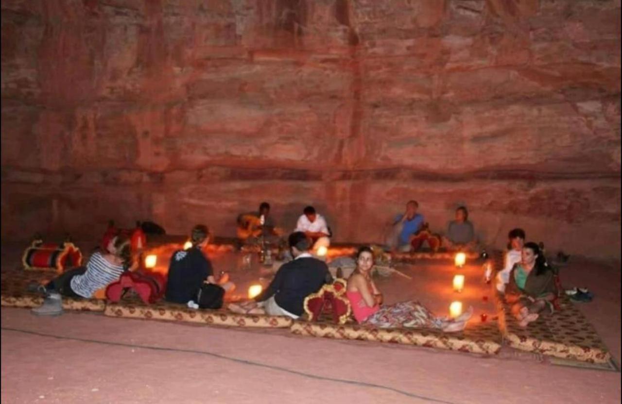 Bedouin Adventure & Tours Hotel Wadi Rum Exterior foto